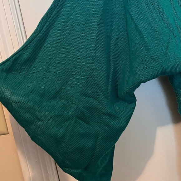 Baby Phat Vintage V-Neck quarter-sleeve Top-Green& Gold - Picture 7 of 8